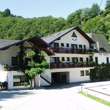 Moselhotel Waldeck Бурген Екстериор снимка